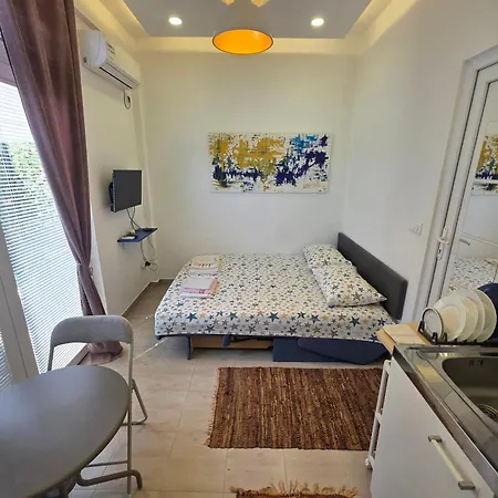 Ak Mini Studio U Centru Tivat Exterior photo