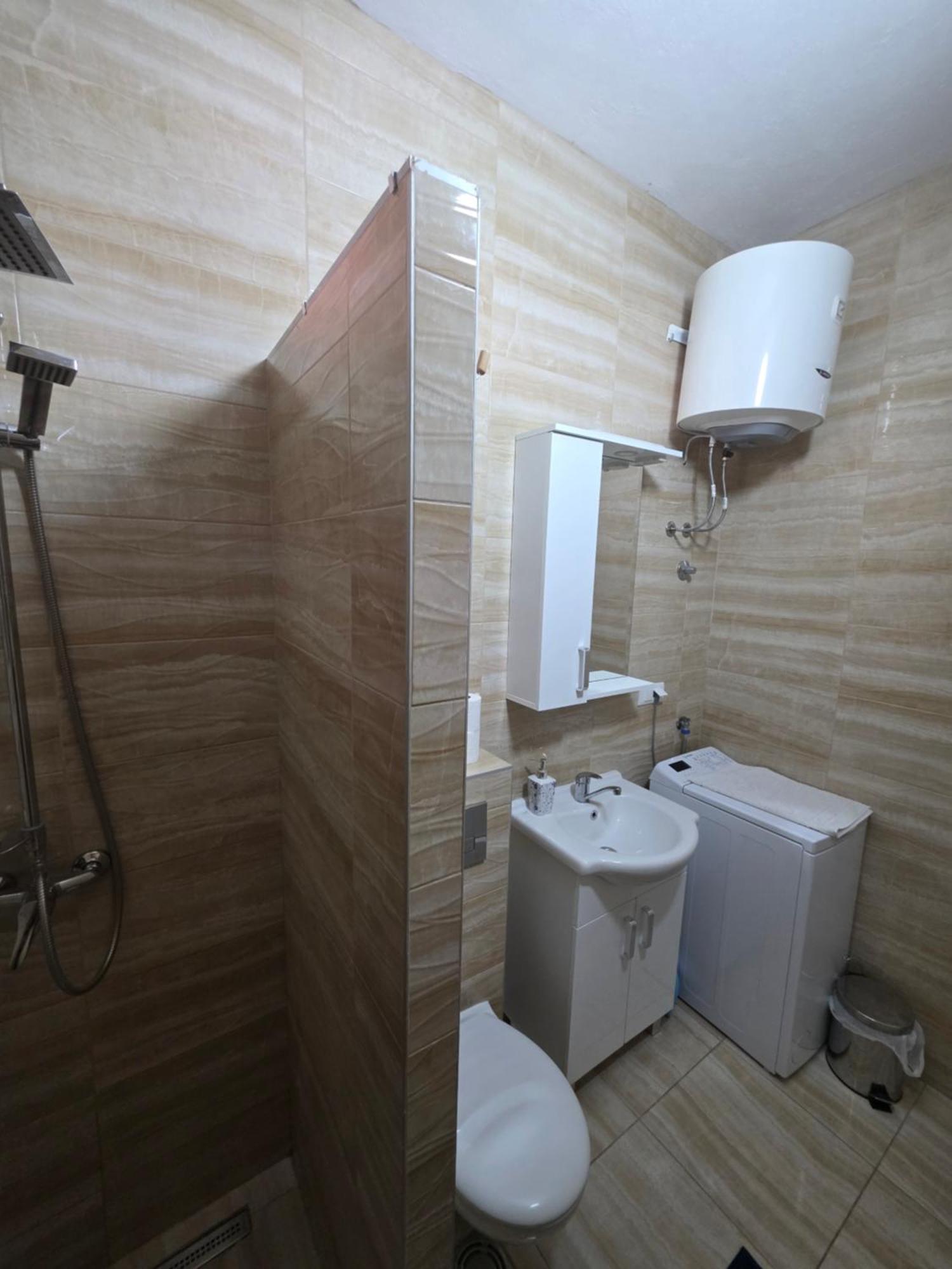 Apartment Ak Mini U Centru *