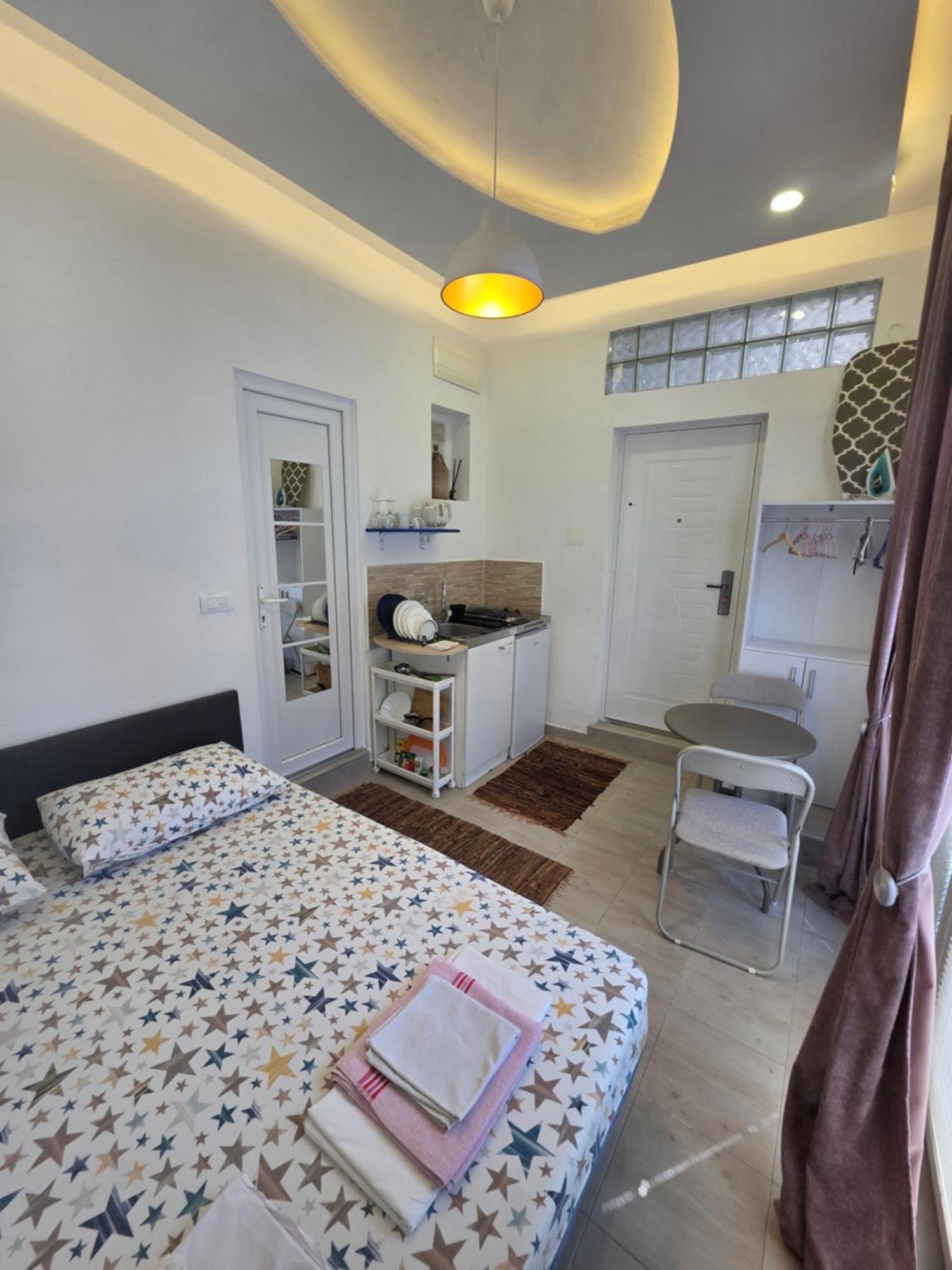 Ak Mini U Centru Apartment Tivat